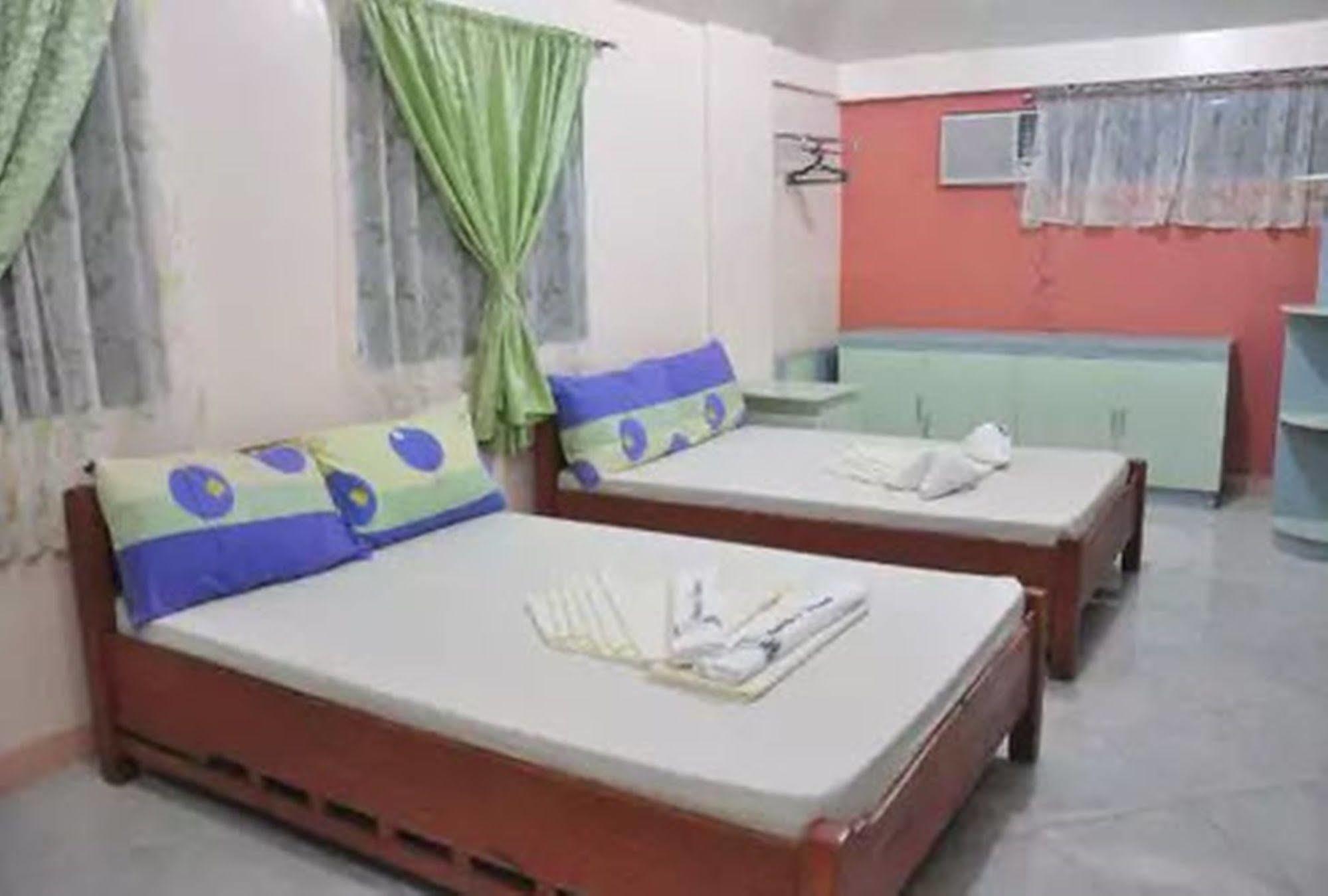 Apartelle De Francesca Puerto Galera Εξωτερικό φωτογραφία