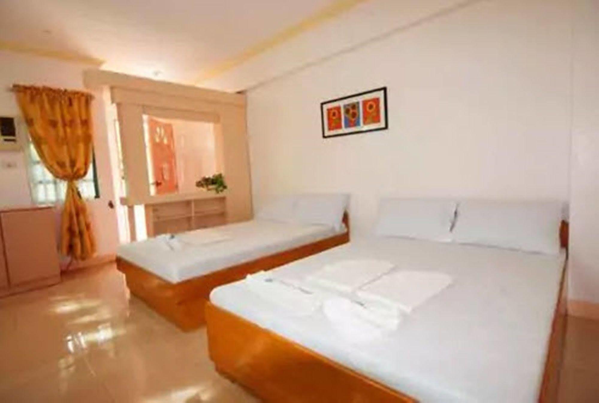 Apartelle De Francesca Puerto Galera Εξωτερικό φωτογραφία