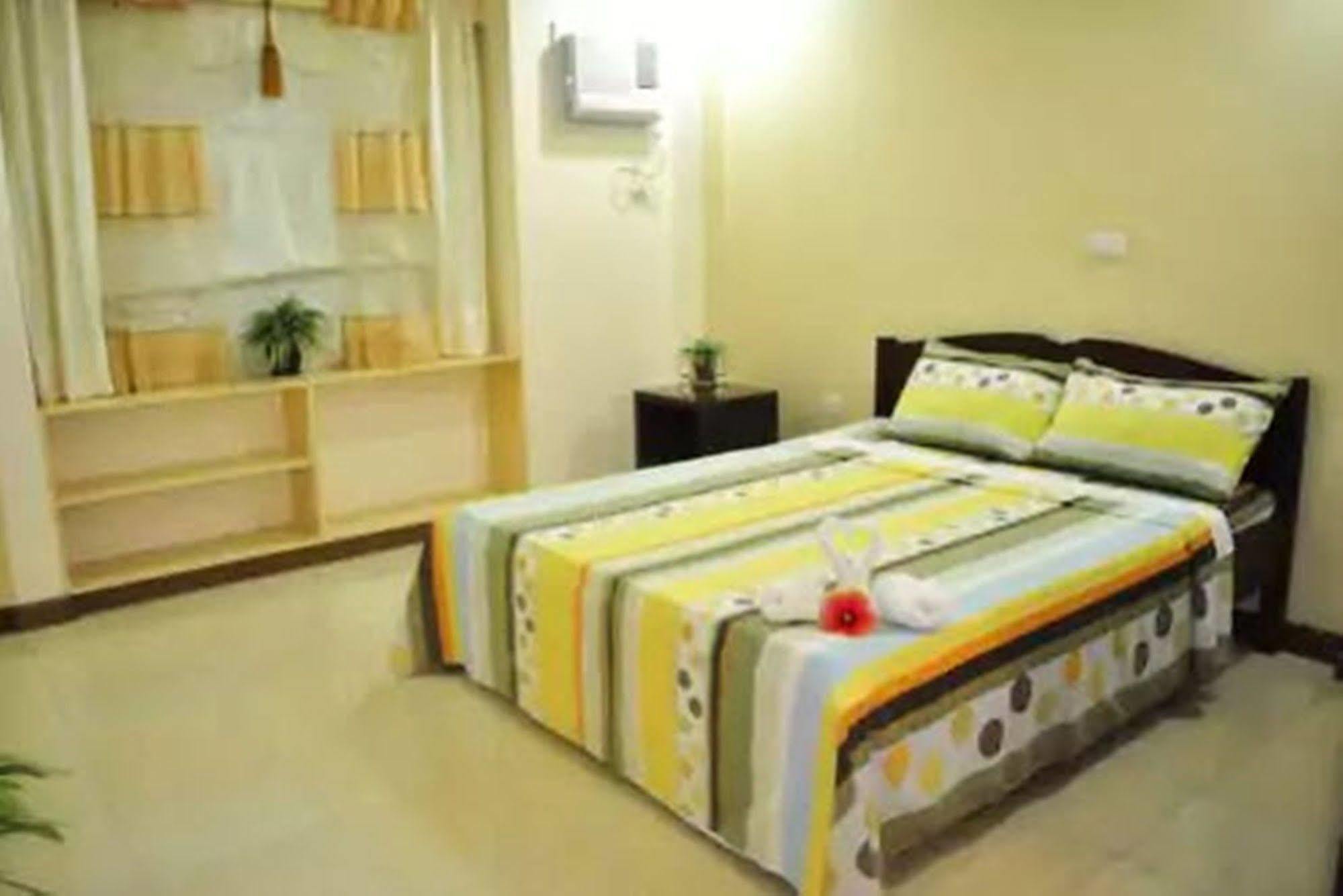 Apartelle De Francesca Puerto Galera Εξωτερικό φωτογραφία