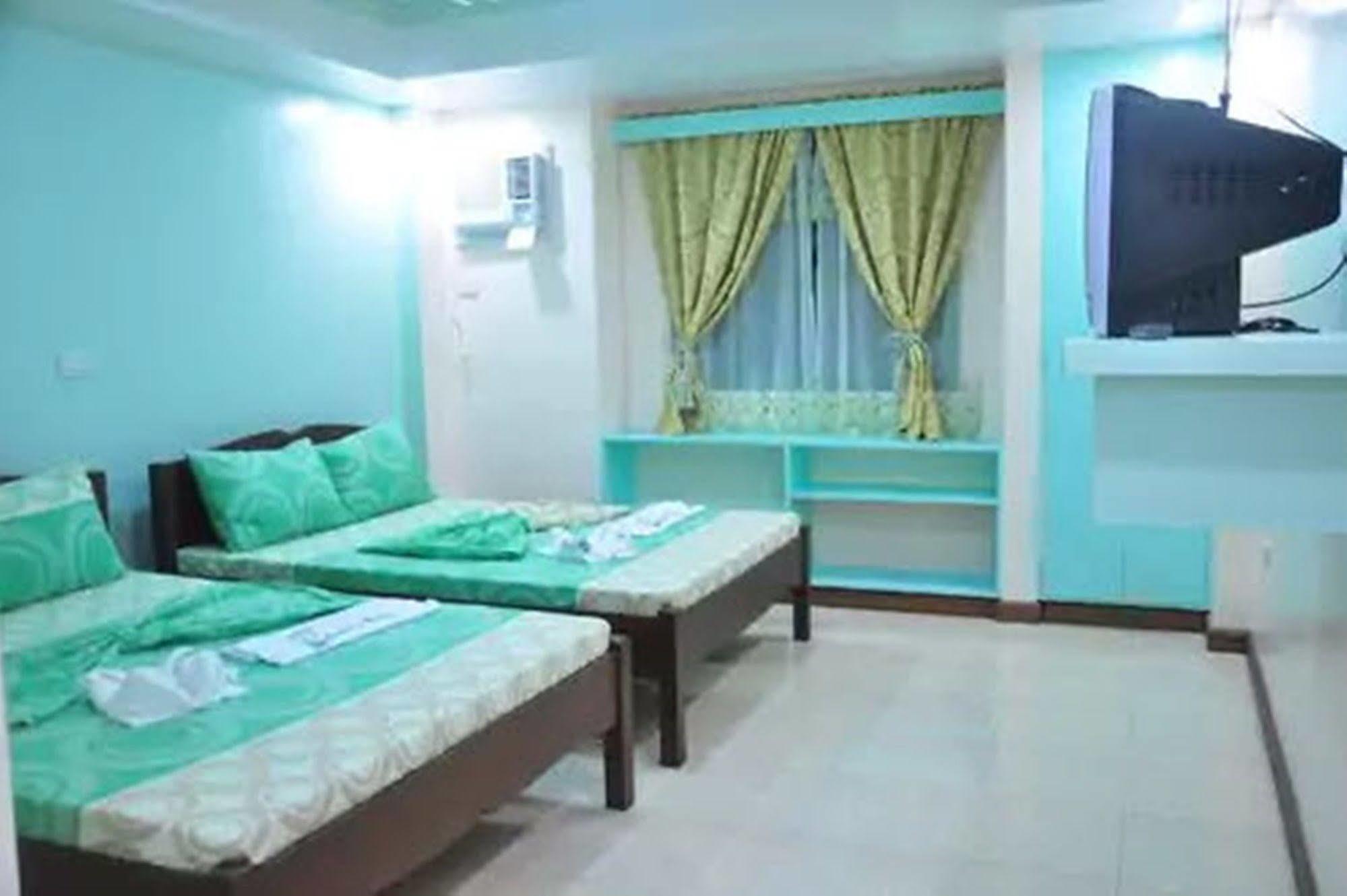 Apartelle De Francesca Puerto Galera Εξωτερικό φωτογραφία