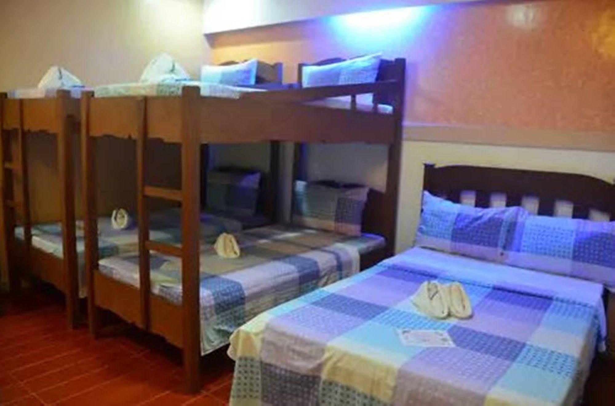 Apartelle De Francesca Puerto Galera Εξωτερικό φωτογραφία