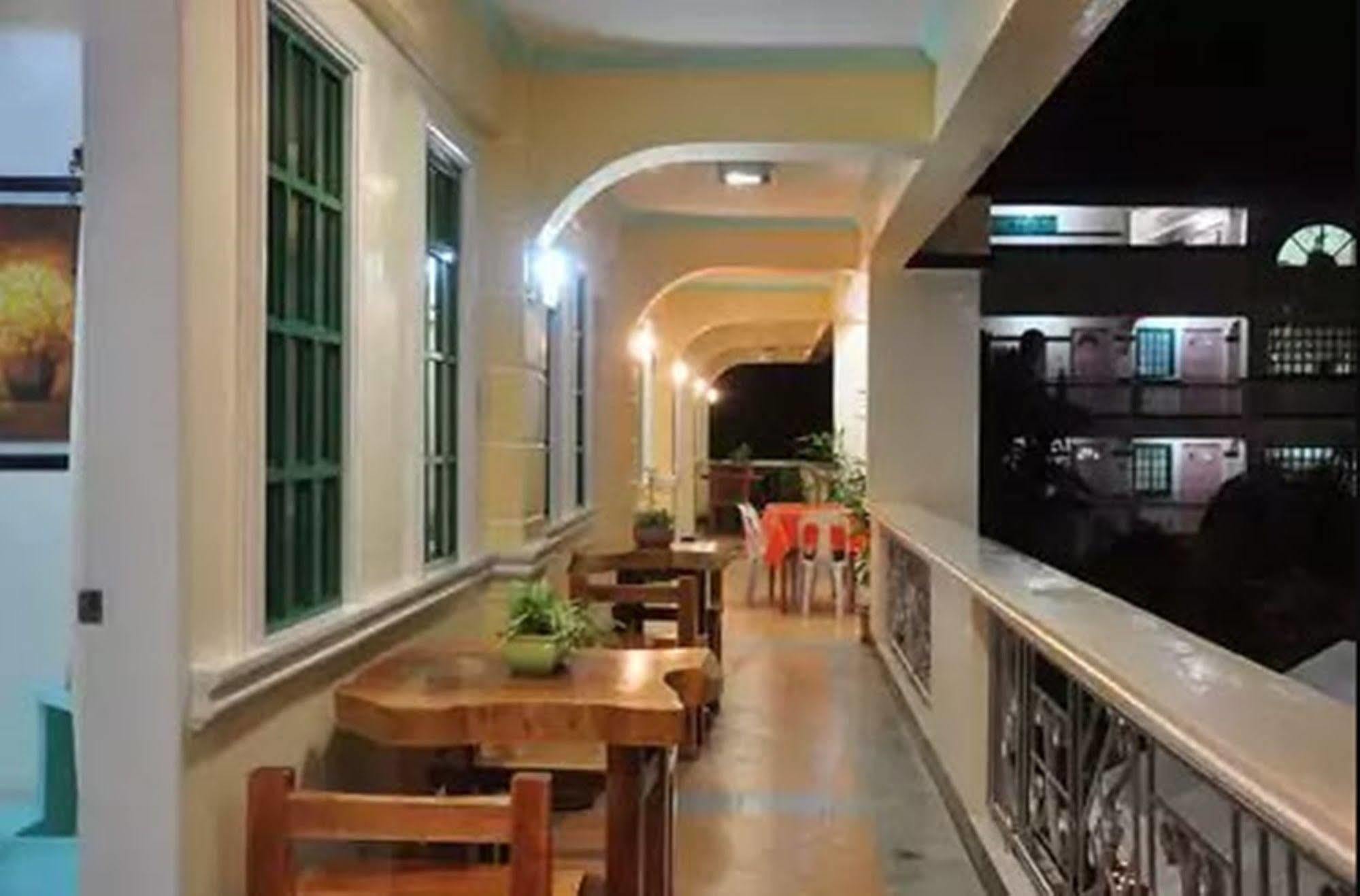 Apartelle De Francesca Puerto Galera Εξωτερικό φωτογραφία