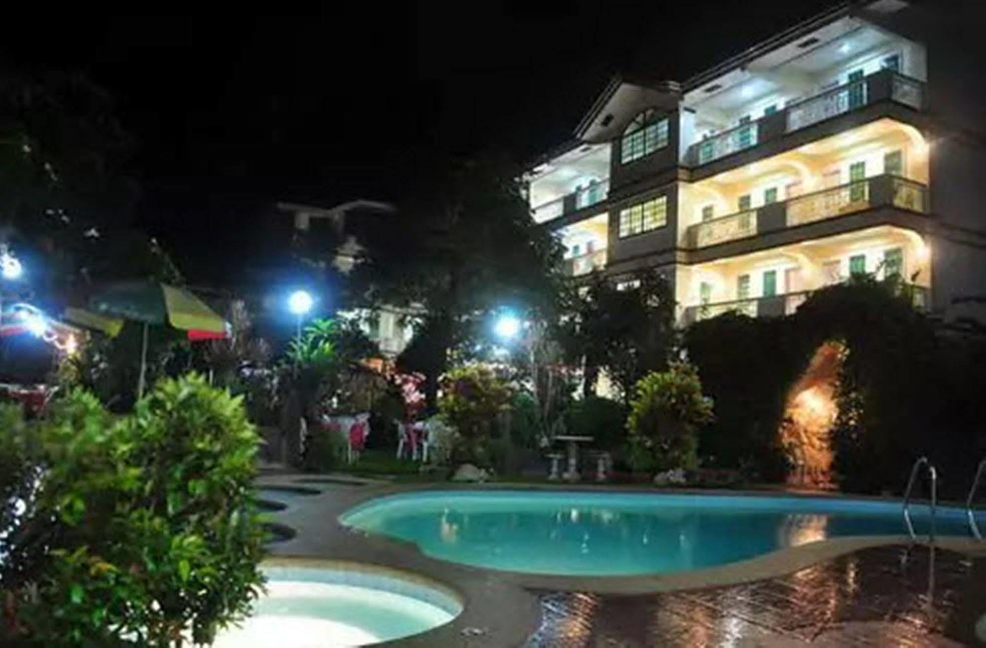 Apartelle De Francesca Puerto Galera Εξωτερικό φωτογραφία